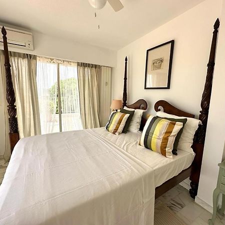 Panoramic Sea View Penthouse With Jacuzzi And 450 Sqm Terrace Leilighet Antibes Eksteriør bilde